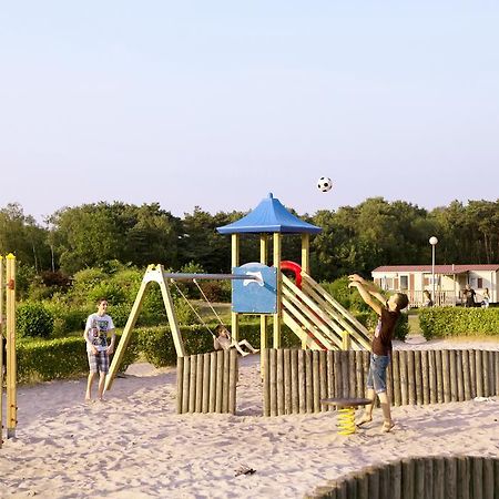 مول Oostappen Vakantiepark Zilverstrand المظهر الخارجي الصورة