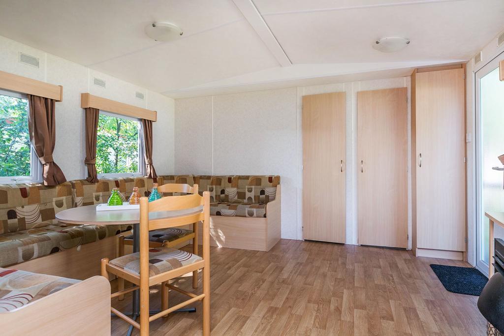 مول Oostappen Vakantiepark Zilverstrand الغرفة الصورة